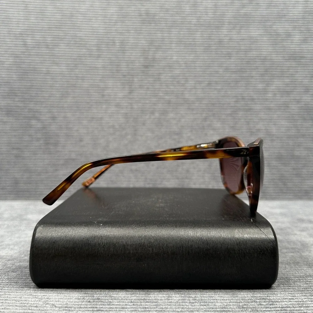 Ted Baker London TBW098 Tortoise Cat Eye Y2K Sunglasses‎ Brown Gradient Lenses